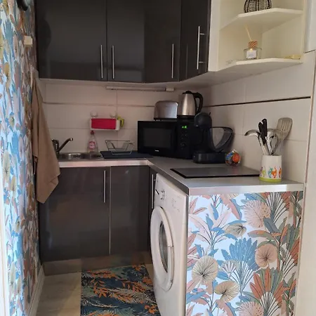 Mimilou Eleuthera 300 M Centre Naturiste Apartman