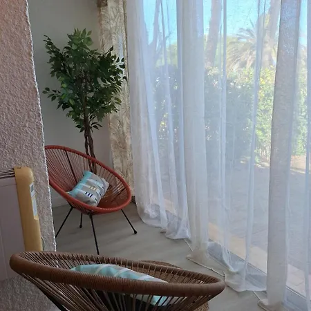 Mimilou Eleuthera 300 M Centre Naturiste Apartamento Agde